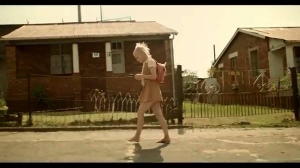 LE DERNIER CLIP DE DIE ANTWOORD : SANS CONCESSION