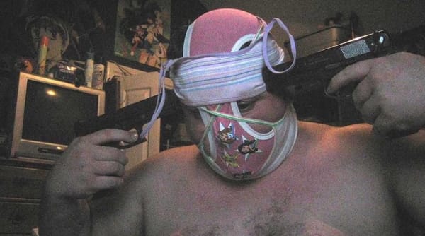 LE CLIP LE PLUS CINGLÉ DU XXIème SIÈCLE