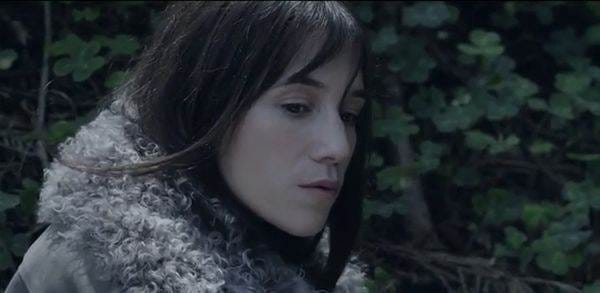 Todd Cole réalise « Time of the Assassins » pour Charlotte Gainsbourg