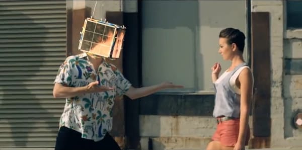 Friendly Fires – « Hurting »