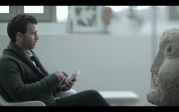 VOYEZ LES CHOSES EN GRAND