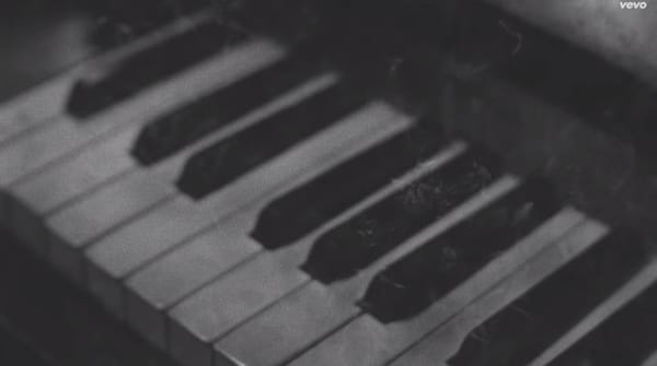 Ibeyi « Ghost » : du David Hamilton d’outre-tombe