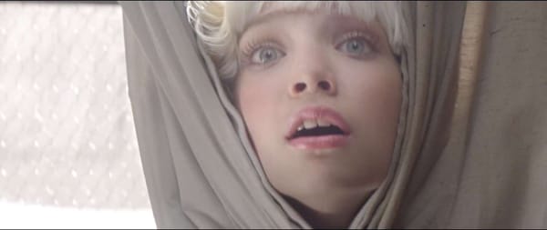 Sia et Daniel Askill clippent une belle performance