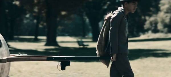 Julie Schroell signe le dernier clip de Say Yes Dog