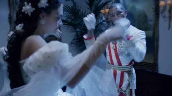 « Reincarnation » : Chanel x Karl Lagerfeld x Pharrell Williams x Cara Delevingne