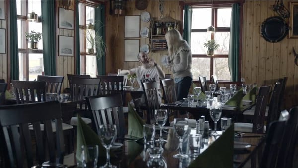 The Office de Ricky Gervais inspire Remy Cayuela pour un clip