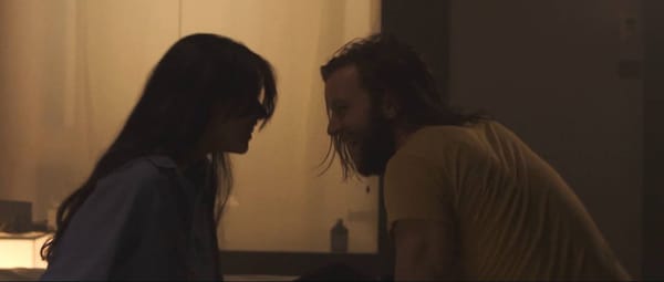 Crave | Petite Mort : clip passionnant et passionnel