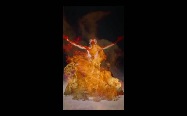 Gareth Pugh A/W 15 : techniquement parfait, commercialement incendiaire