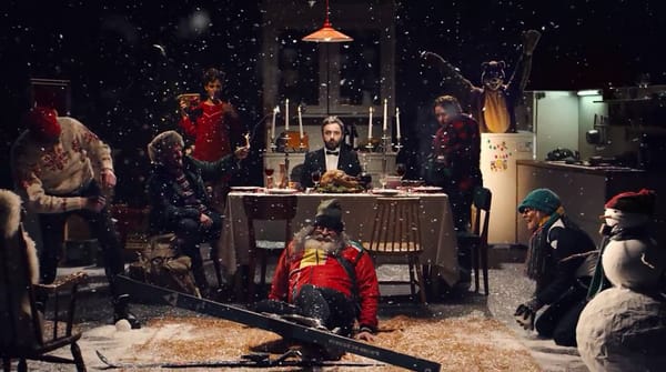 Le duo Jakarno invente une mise en scène très chic pour Baden Baden