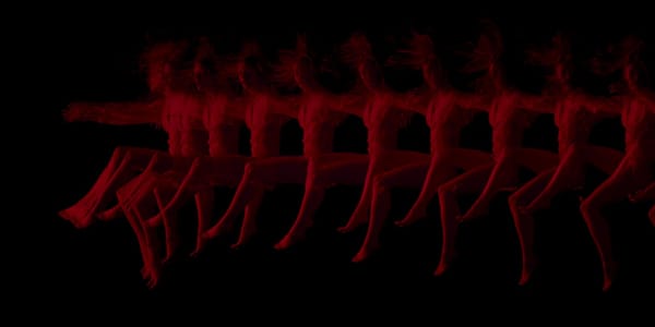 L’amour peut vous faire ici tomber littéralement en morceaux