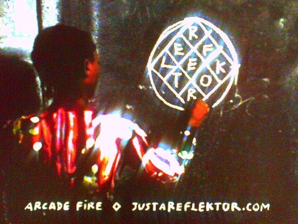 LE CLIP INTERACTIF D’ARCADE FIRE