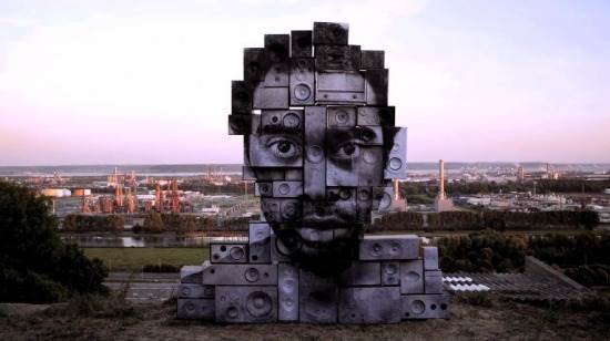 Guillaume Cagniard réalise en collaboration avec l’artiste JR « Ain’t Got No » pour Patrice