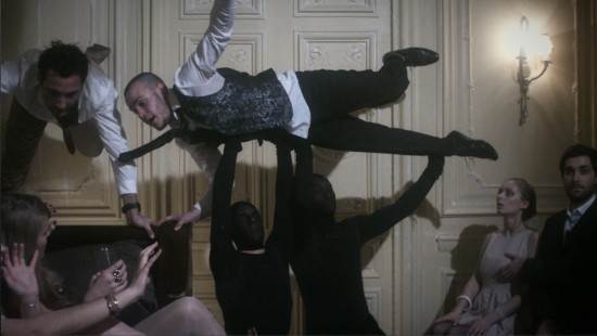 Jul & Mat réalisent “She Wants” pour Metronomy