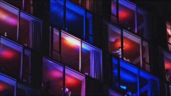 Geremy & Georgie : le couple de réalisateurs aux 500 millions de vues