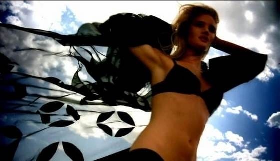 Michael Bay réalise un film pour Victoria’s Secret