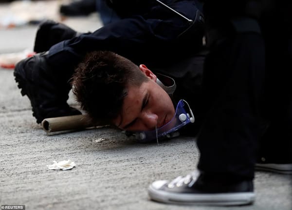 L’antidote à la répression c’est que 41% de la population mondiale à moins de 24 ans