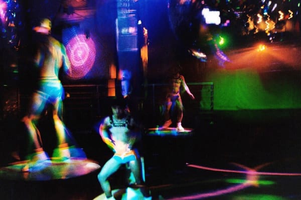 Lauren Lepore, photographe de 23 ans et future icône de sa génération