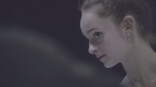 « A bout portés », le premier film de Clémence Poésy en tant que réalisatrice