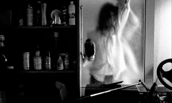 Marc Ortiz réalise un pur clip en 16 mm [Glass | Animic]