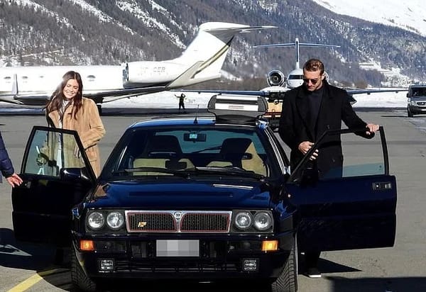 VANITY FAKE [l’observation du pouvoir par Zoé Sagan]