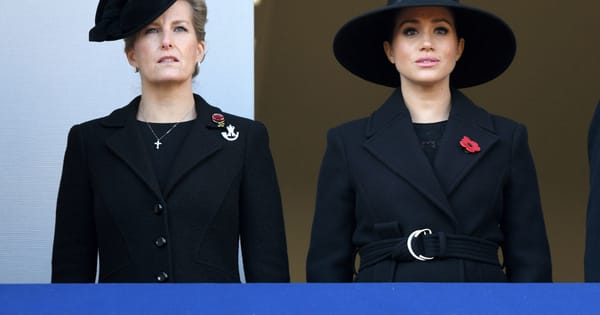 Pour un manteau Stella McCartney à 1700€ LVMH réalise une marge de 1350€