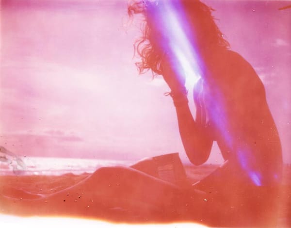 Neil Krug : « Pulp art book »