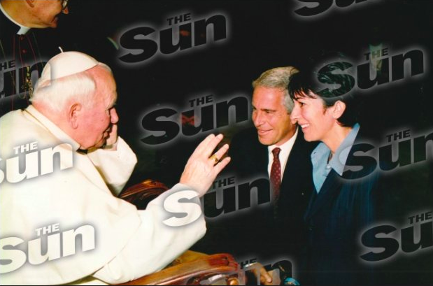 Le Pape Jean-Paul II a béni Jeffrey Epstein et Ghislaine Maxwell