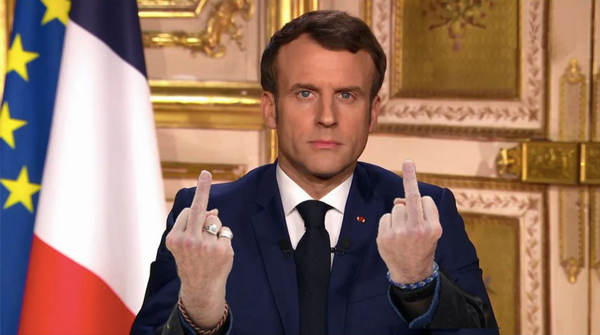 Michel Onfray : « Ce mandat d’Emmanuel Macron se termine comme il a commencé : dans la merde… »