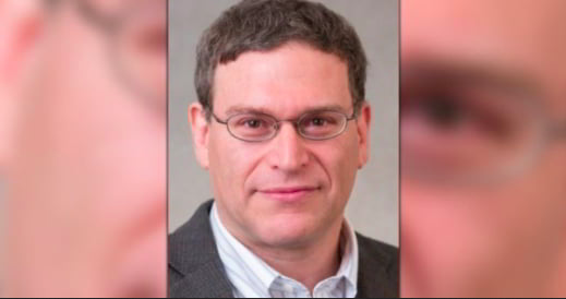 Un prof de philo prétend qu’il y a des « avantages évolutifs aux relations sexuelles entre enfants et adultes »