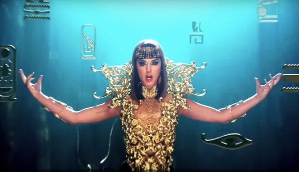 Focus sur les nouvelles Prêtresses Babyloniennes ou Reines du divertissement