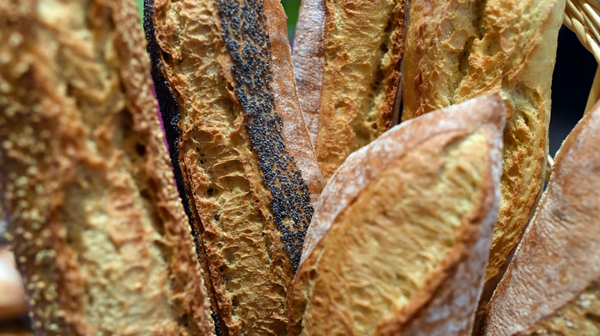 Après les pizzas Buitoni c’est au tour du pain d’Intermarché et Leclerc vendu avec un champi dérivé du LSD