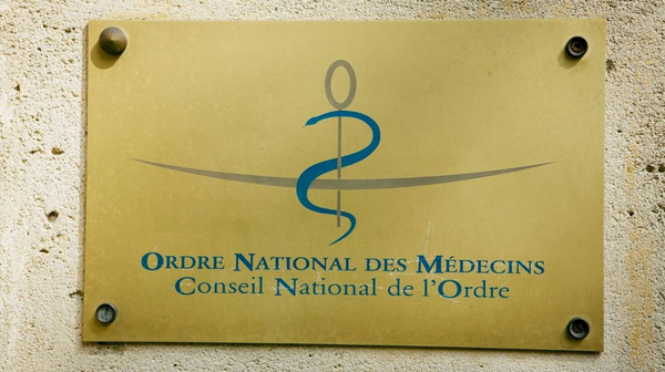 Inceste: l’Ordre des médecins « pas favorable » à une « obligation de signalement » des médecins