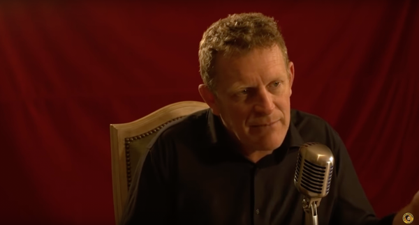 Jean-Baptiste Rivoire : « Les mecs ils t’aspirent toutes les données de ton téléphone à distance et tu ne le sais jamais »