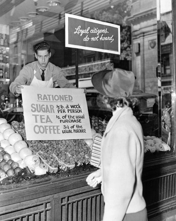 Le piège de la stagflation conduira au revenu de base universel et au rationnement alimentaire