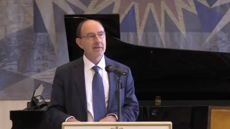 Pierre de Gaulle : « Je regrette que le gouvernement français se soumette à l’OTAN et donc à la politique américaine »