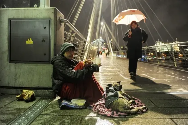 La Grande-Bretagne froide, affamée et misérable, de nouveaux chiffres montrent le réel