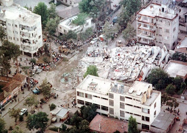 La Turquie pourrait avoir été « ciblée par des tremblements de terre d’origine humaine » dit le Maire d’Ankara