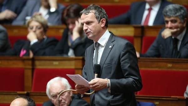 Un ancien Macroniste dénonce un « cabinet noir » composé d’une vingtaine de technocrates non-élus