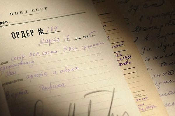 Le FSB déclassifie des archives et ce n’est pas réjouissant pour l’histoire de France