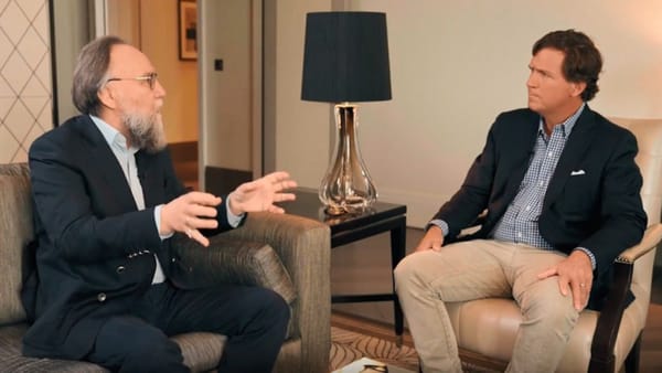 La rencontre (en français) de Tucker Carlson x Alexander Dugin