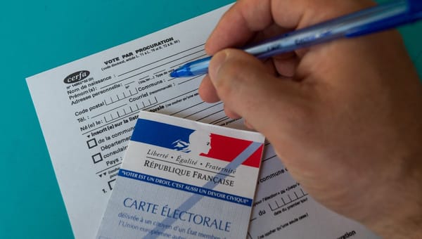 Comment la fraude aux législatives s’organise grâce à la plateforme de procurations soupçonnée de liens avec la Macronie ?
