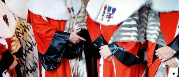 Le juge qui dénonce les pressions maçonniques