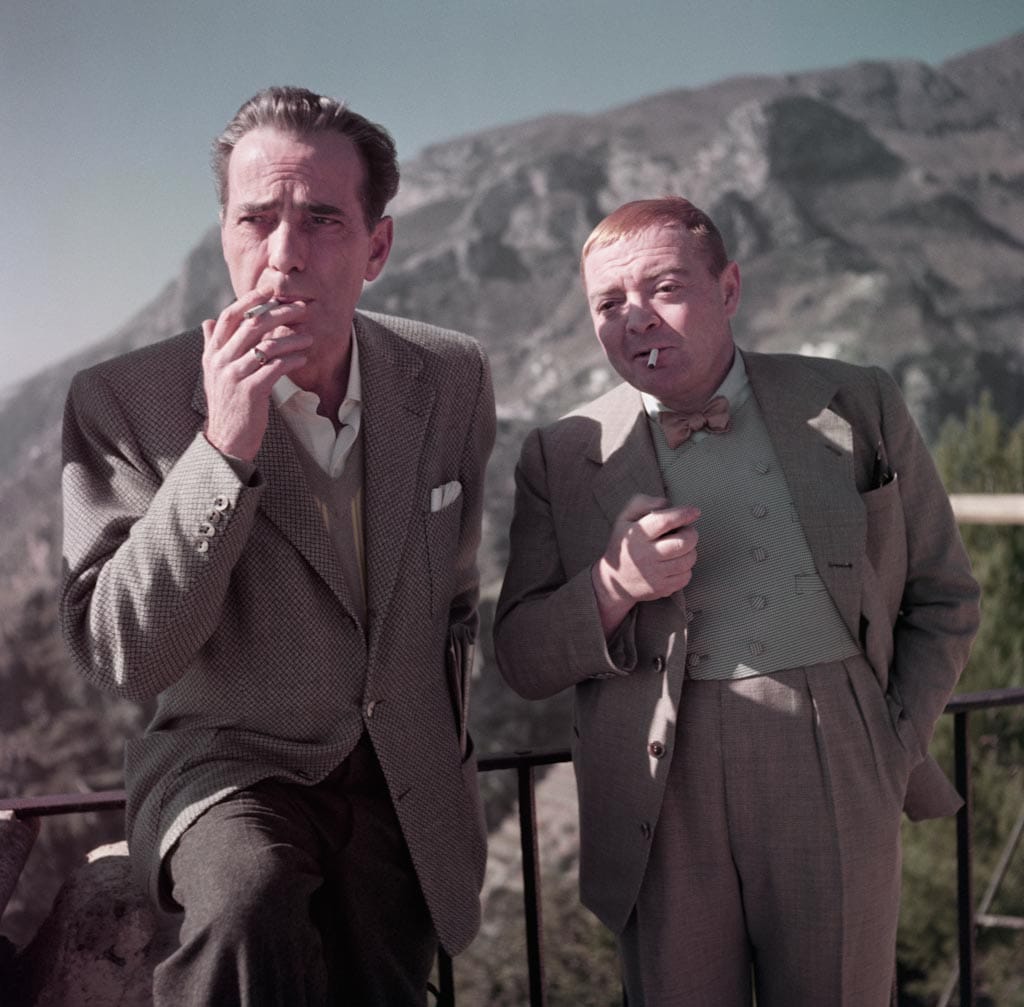 1_5-CIC_Humphrey-Bogart-and-Peter-Lorre-on-the-set-of-Beat-the-Devil-2