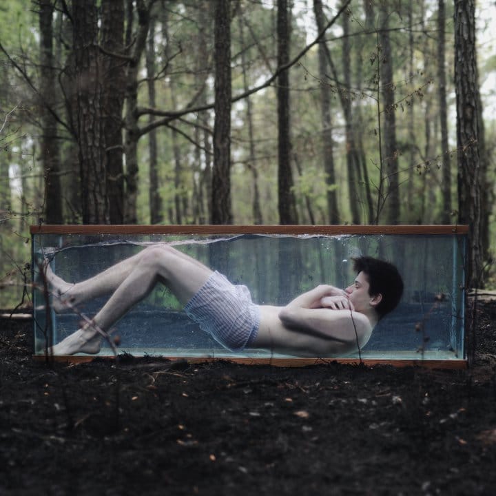 253589_103284836432610_2708709_n