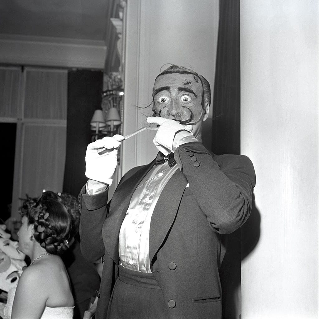 2_BAL_D_ELSA_MAXELL_PARIS_JUIN_1952