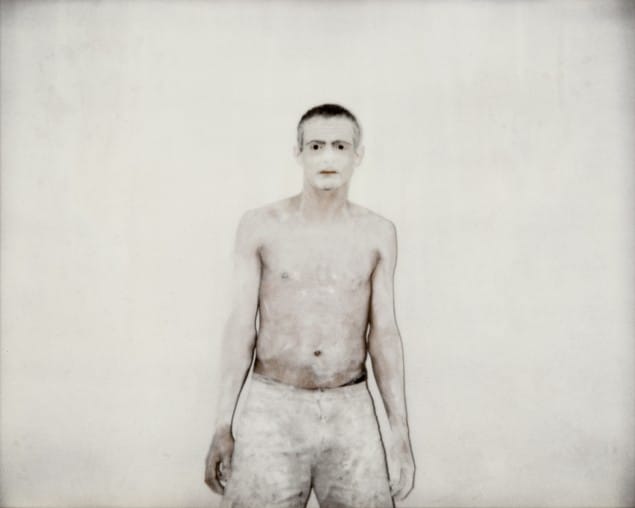 AGA2002001L00001-635x635