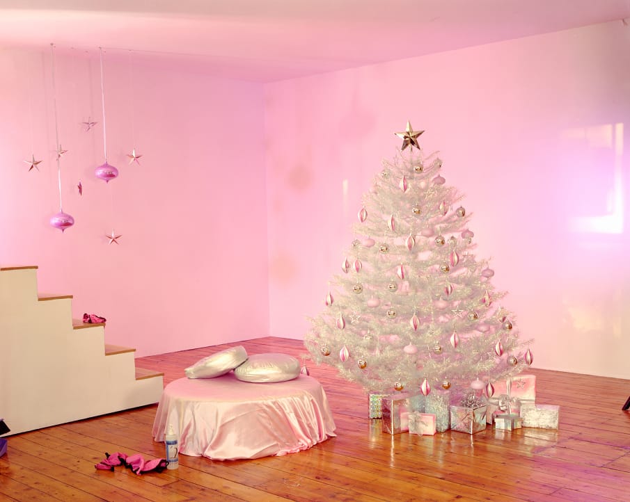 Empty porn sets, Christmas set