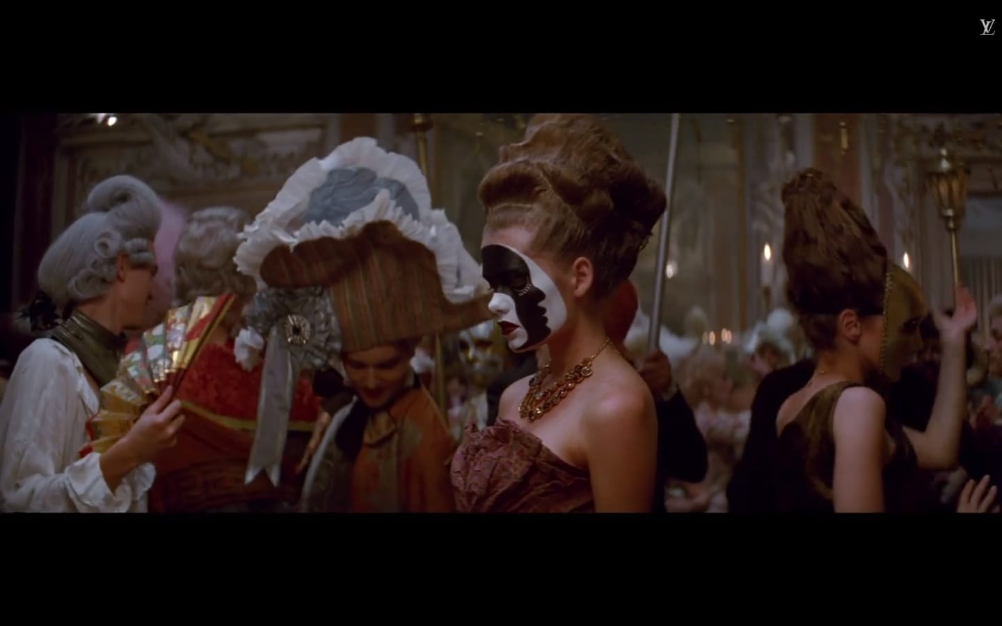 image-2013-11-08-a-01.49.50