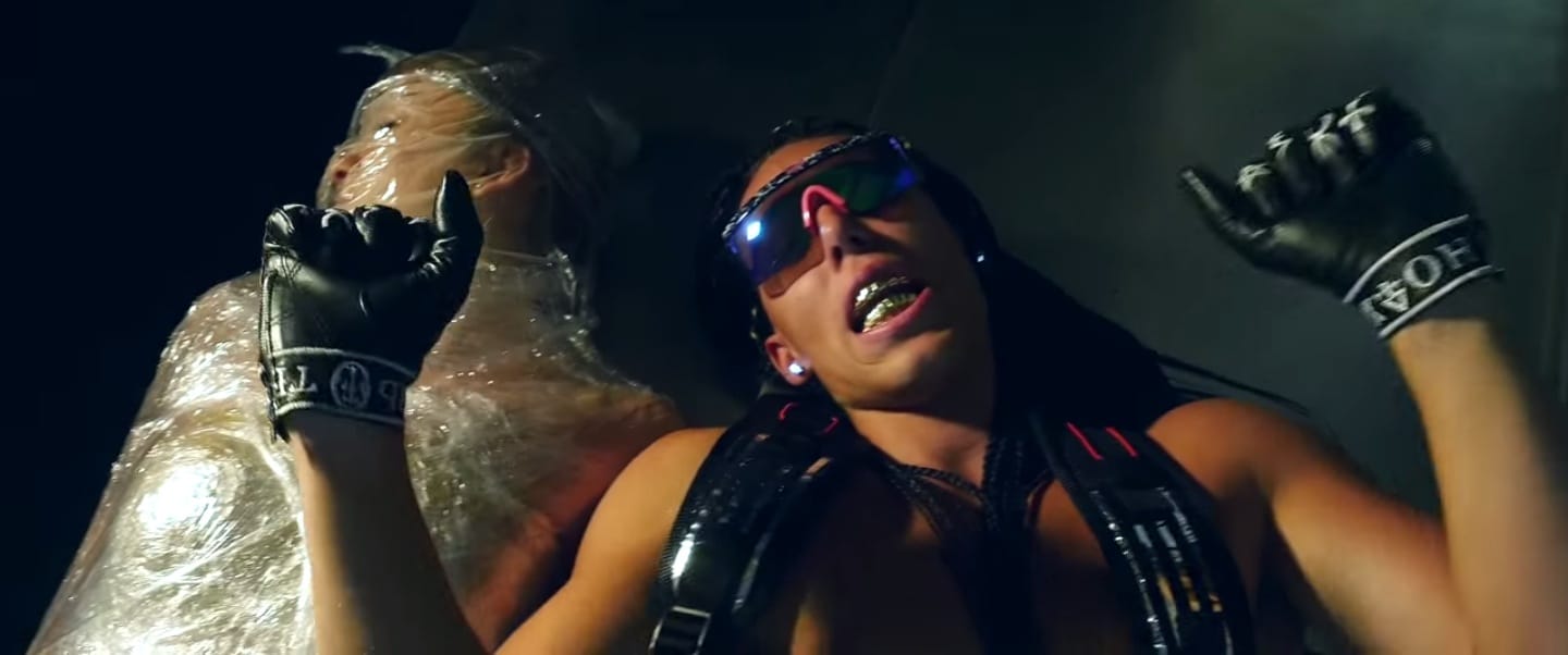 image-2014-11-24-a-14.12.41