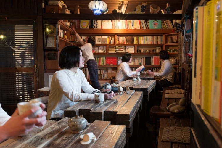 monodramatic-03-750x500